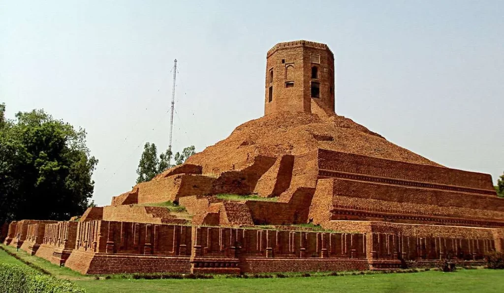 4. Chaukhandi Stupa