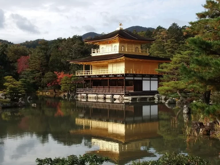 2. Kinkaku-ji Temple